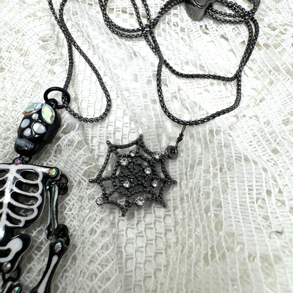 Betsey Johnson Glow In The Dark Skeleton & Spider Web Pendant Necklace - Picture 3 of 8